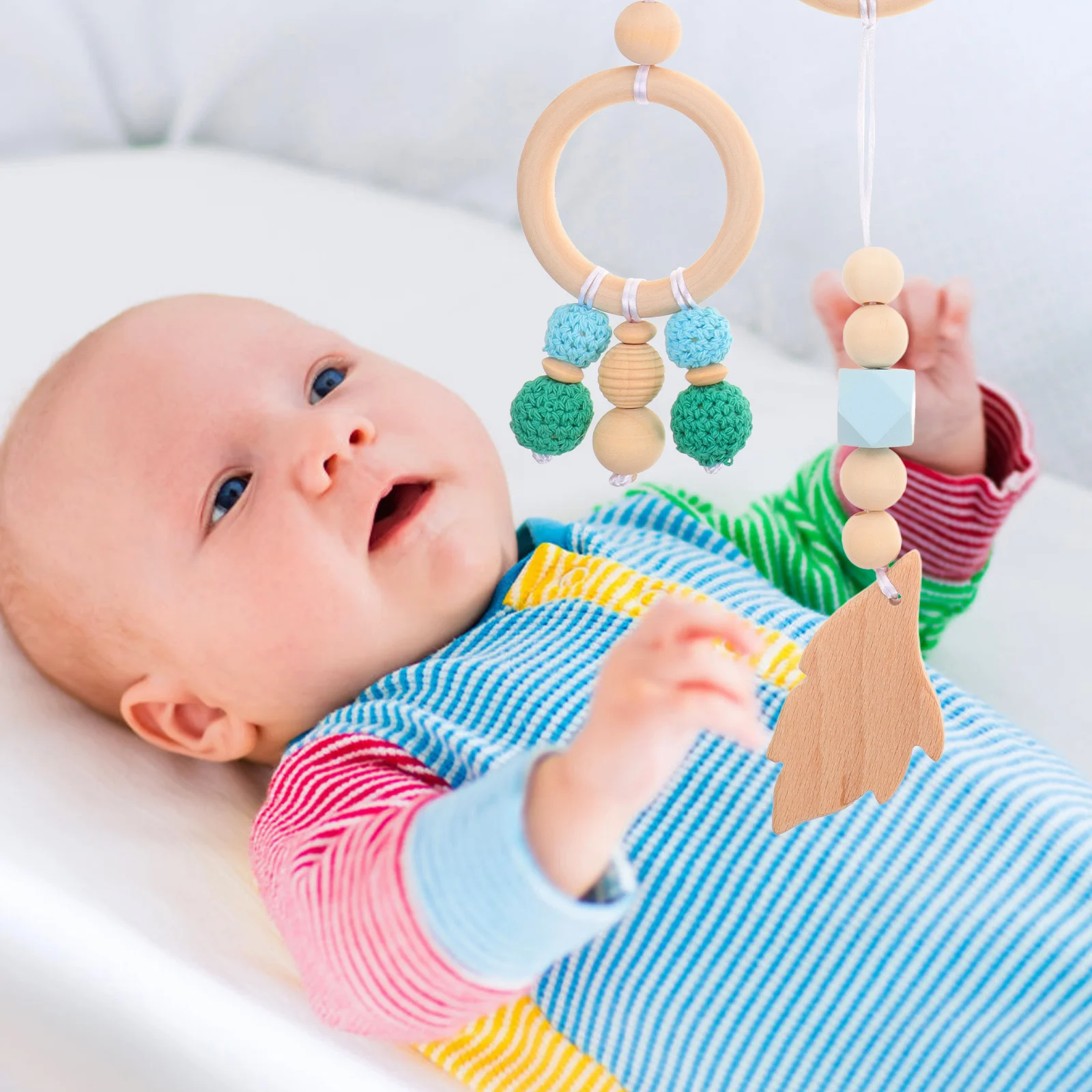 4pcs Wood Hanging Rattle Crib Stroller Pendant Nursery Bed Decoration Infant Toddler Sensory Play Activity Ornament