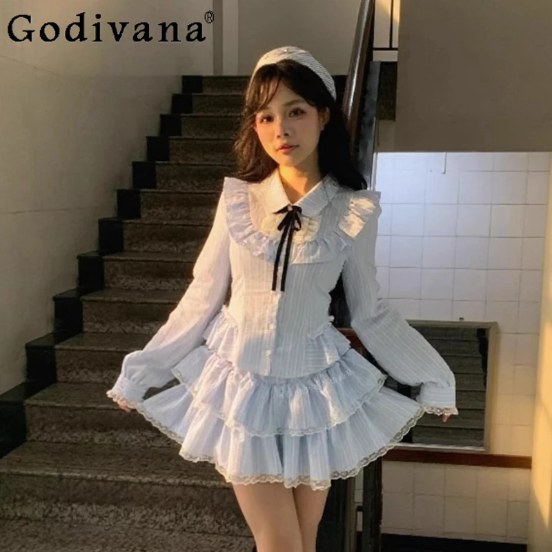 

Осенняя светло-голубая полосатая рубашка с оборками и воротником «Питер Пэн» с длинными рукавами, игривые комплекты с японскими юбками для девочек, уменьшающие возраст