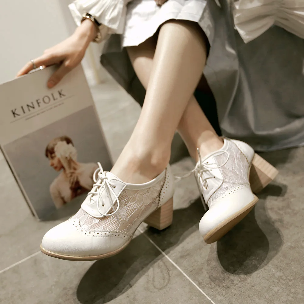 Big Size 43 Summer Vintage Lace Patchwork White Brogue Shoes Retro Black Square High Heels Pumps Lace-up Office Lady Daily Shoes_voghion.com