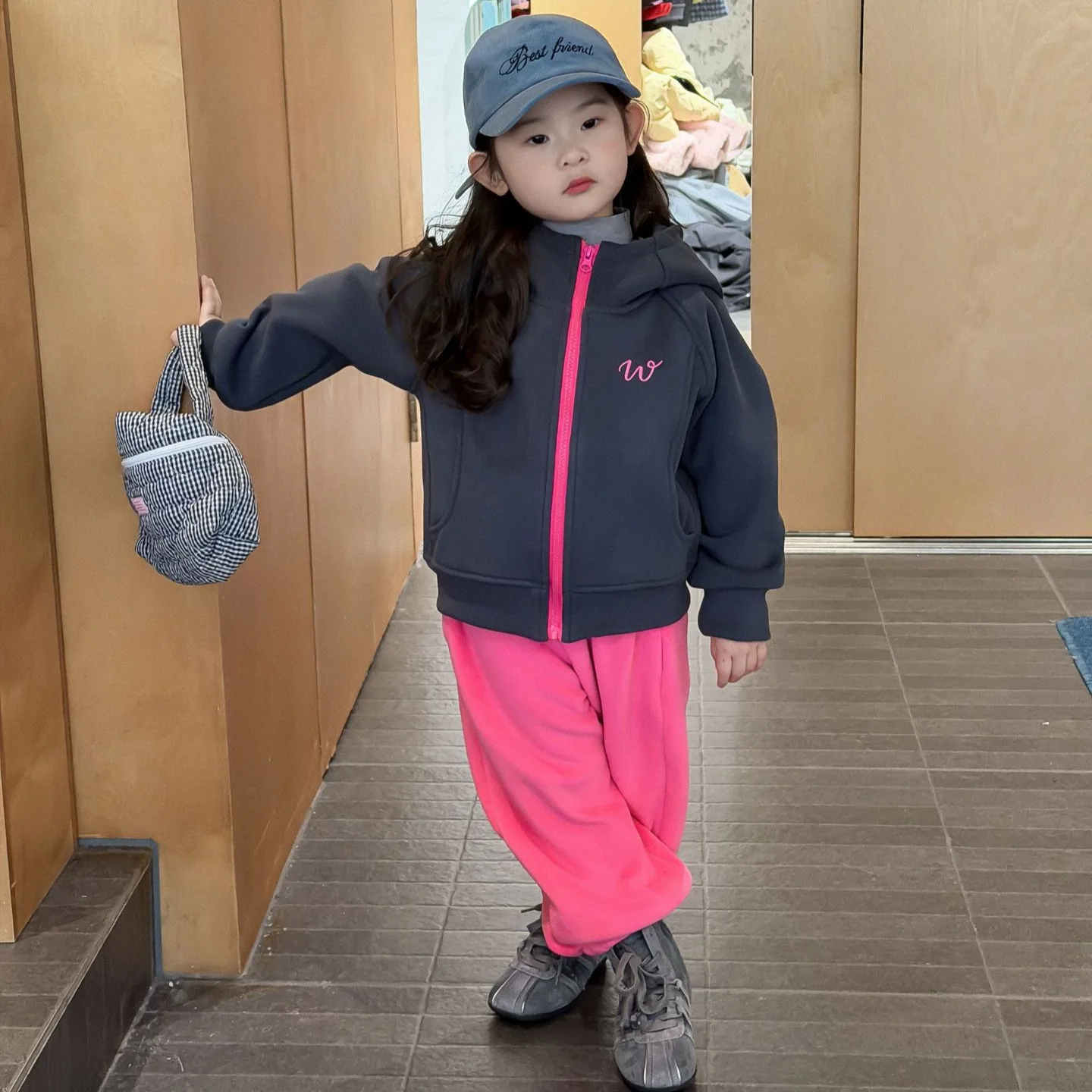 Zimowa nowość 2025: koreańska  – Winter Clothing Kindergarten recenzja i cena