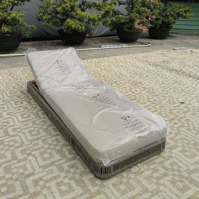 Factory Selling Eco-Friendly Teak Wood UV Resistant Daybed Waterproof Outdoor Rope Sun Lounger for Hotel Garden Use