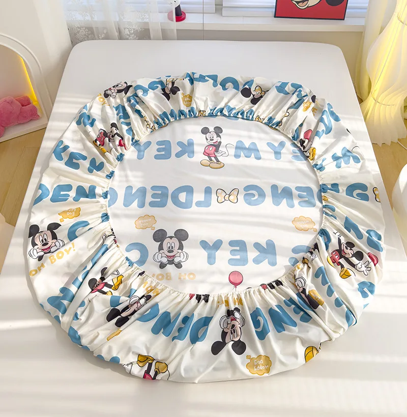 Disney Stitch Cartoon Mickey Pooh fogli stampati delicati sulla pelle Set di 3 pezzi coprimaterasso lenzuola antiscivolo biancheria da letto per bambini