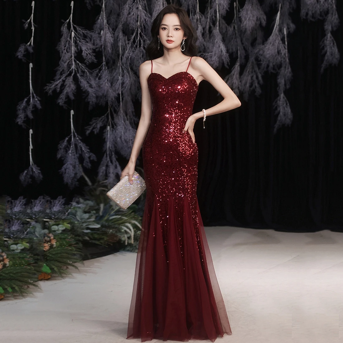 

Elegant Sweetheart Floor-Length Prom Dress with Sequin for Women