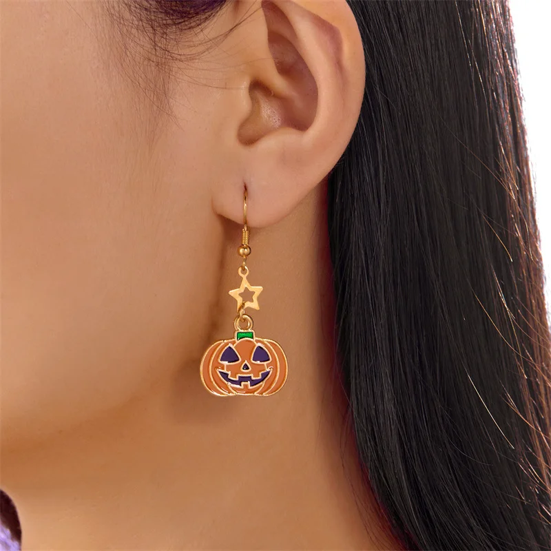 Niedliche Halloween-Harz-Geister-Ohrstecker für Damen, modische Cartoon-Kürbis-Anhänger-Piercing-Ohrringe, Schmuckgeschenke – Detail 5