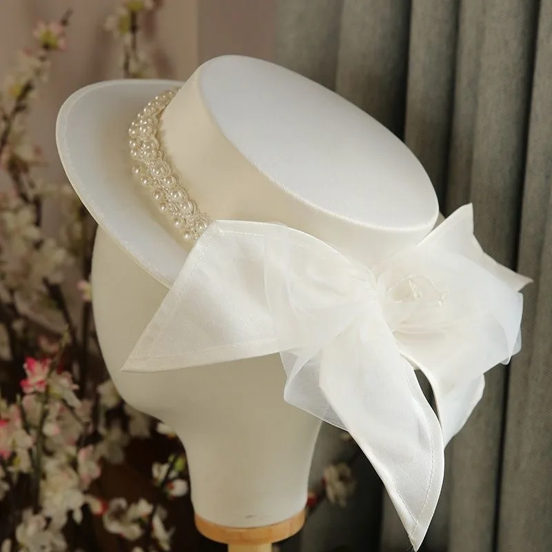 Fashionable white French flat top hat for women, fashionable bridal wedding photography hat