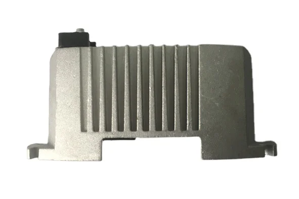 New Higer Kinglong Zhongtong Golden Dragon Bus Air Conditioning 8RL3023C Alternator Regulator for for Yutong Bus Condition New