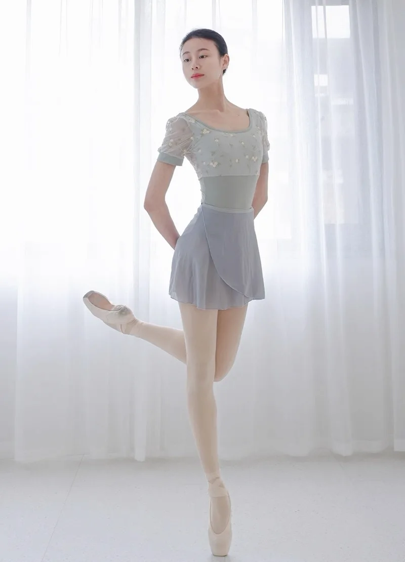 Justaucorps de ballet à manches courtes pour femmes, costume d'exercice en dentelle, vêtements de danse pour filles, yoga adulte