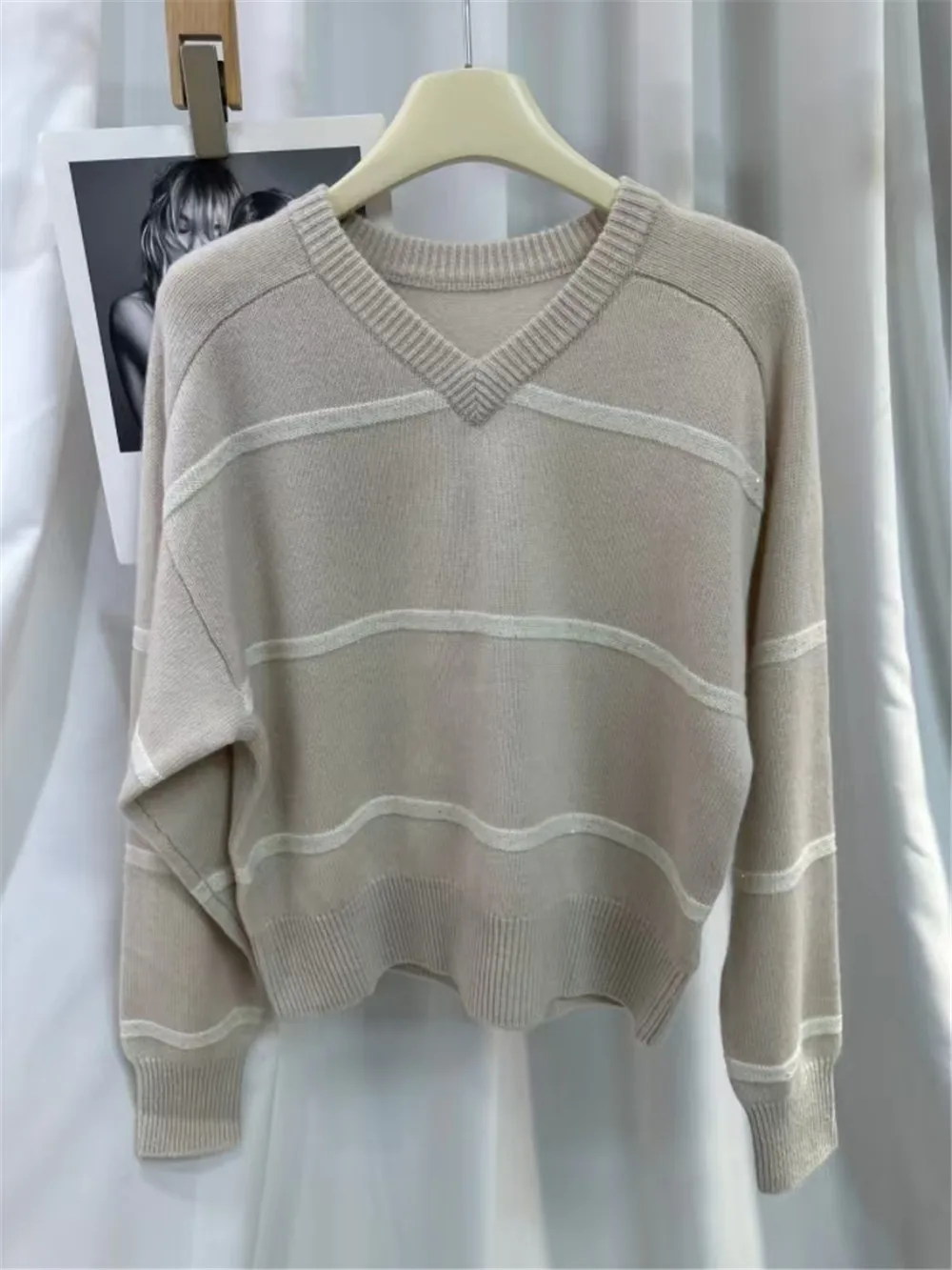 Women's Pullover Striped V-neck Cashmere Knitted Sweater Sweater Fashion All-Match