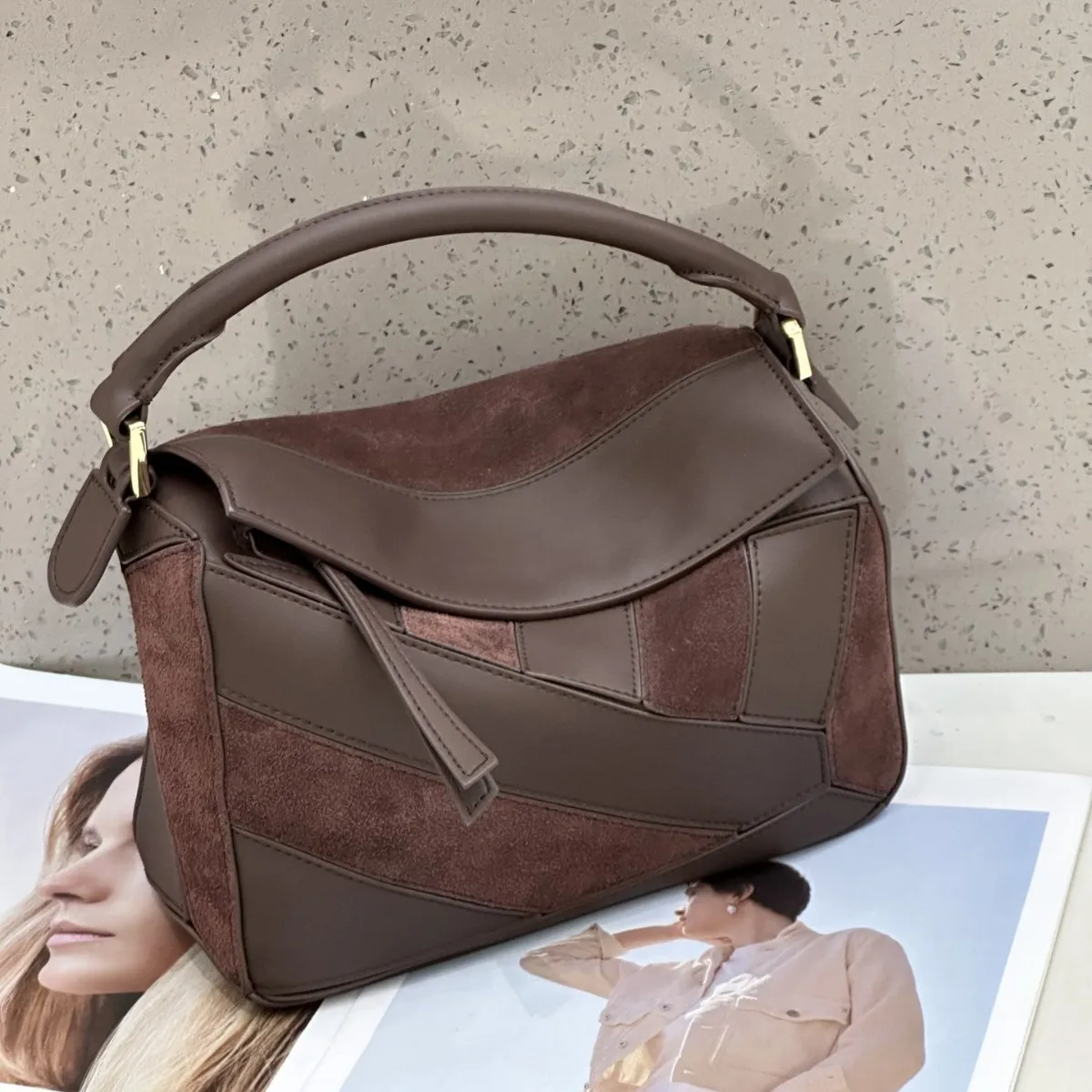 

2026 New Casual Versatile Leather Women's Bag Trendy Geometric Bag Rhombus Crossbody Fashion One Shoulder Portable Pillow Bag