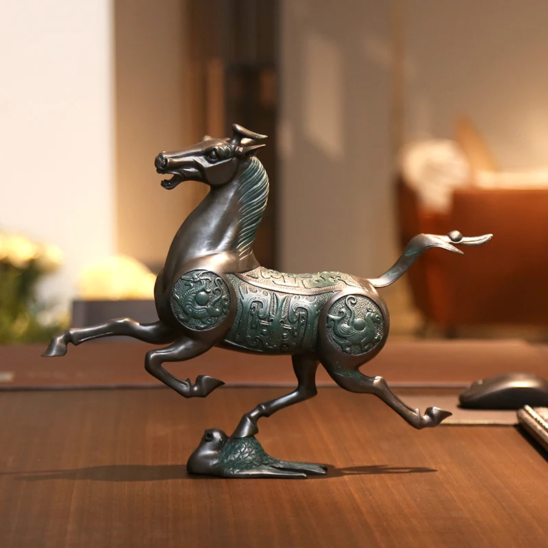 Brass horse ornament 