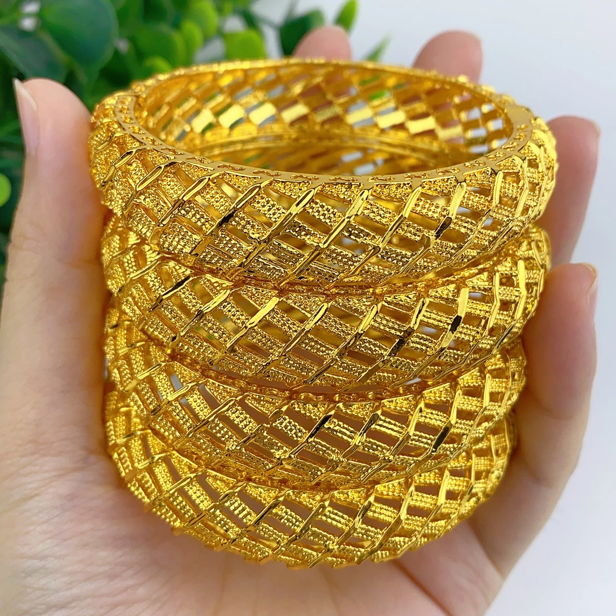 XUHUANG African 24k Gold Color Bangles For Women Indian Middle Eastern Nigerian Wedding Luxury Plated Jewellery Brazilian Bangle