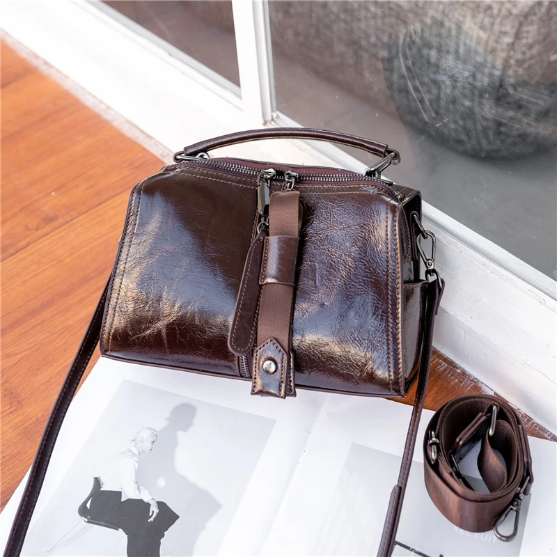 

Hifashion Vintage Genuine Leather Pillow Tote Handbags For Women 2025 Luxury Designer Wide Strap Ladies Shoulder Crossbody Bags