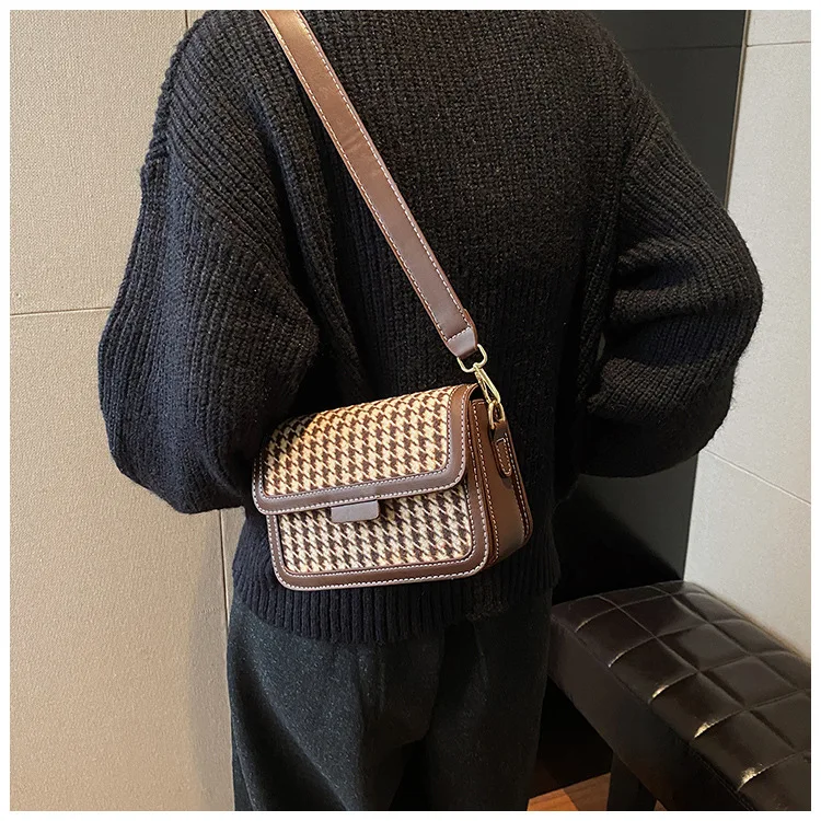 

‌2025 Korean Style Shoulder Bag - Minimalist Diamond Contrast Messenger Bag Small Square Crossbody Trendy‌