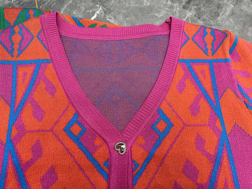 

Summer New Fashion Geometric Jacquard Colorful Knitted Cardigan Casual V-neck Short Sleeve Striped Sweater Jacket Women Tops
