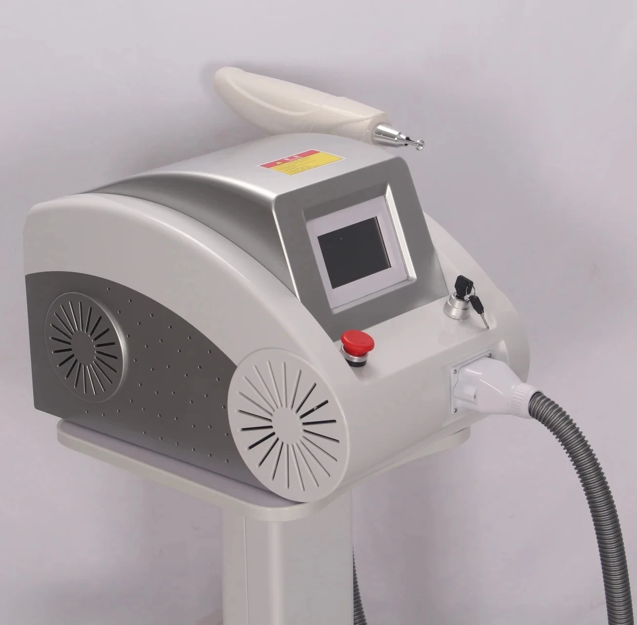 2025 ล่าสุด 2000W เลเซอร์ Q-Switch TATTOO Removal กระจุดกําจัดเม็ดสี 1320nm 1064nm 532nm