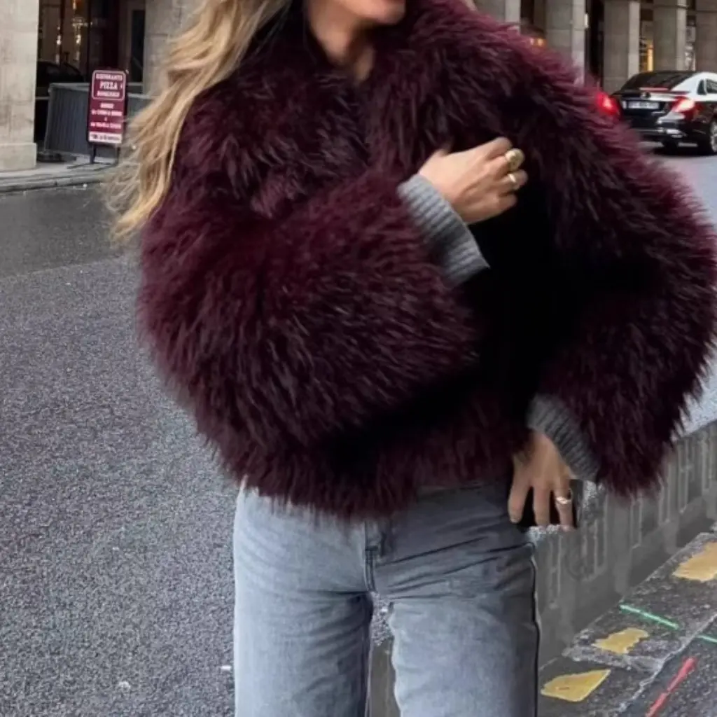

Women's Imitation Fur Short Coat Loose Lapel Warm Jacket High Fashion Autumn Winter New Hot Girl Outerwear