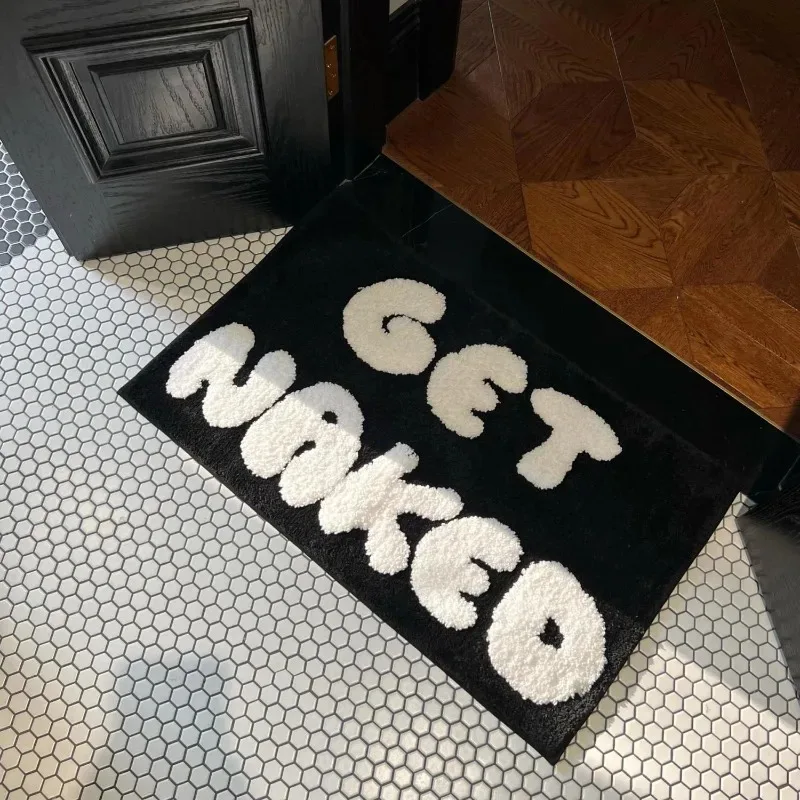 VIKAMA Trendy Black-And-White Letter Bath Mat Stain-Resistant And Dirt-Repellent Home Bathroom Decorative Floor Mat