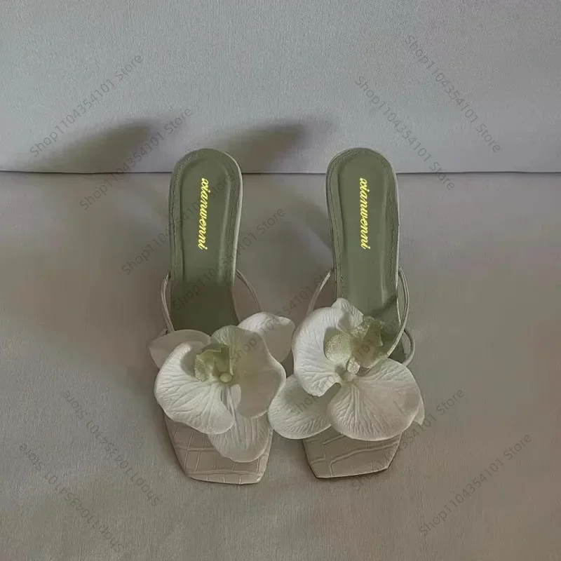 

Brand Shoes Female 2025 Summer New Elegant Flowers Design Women's Slippers Casual Fashionable Outer Wear High Heel Slides Women