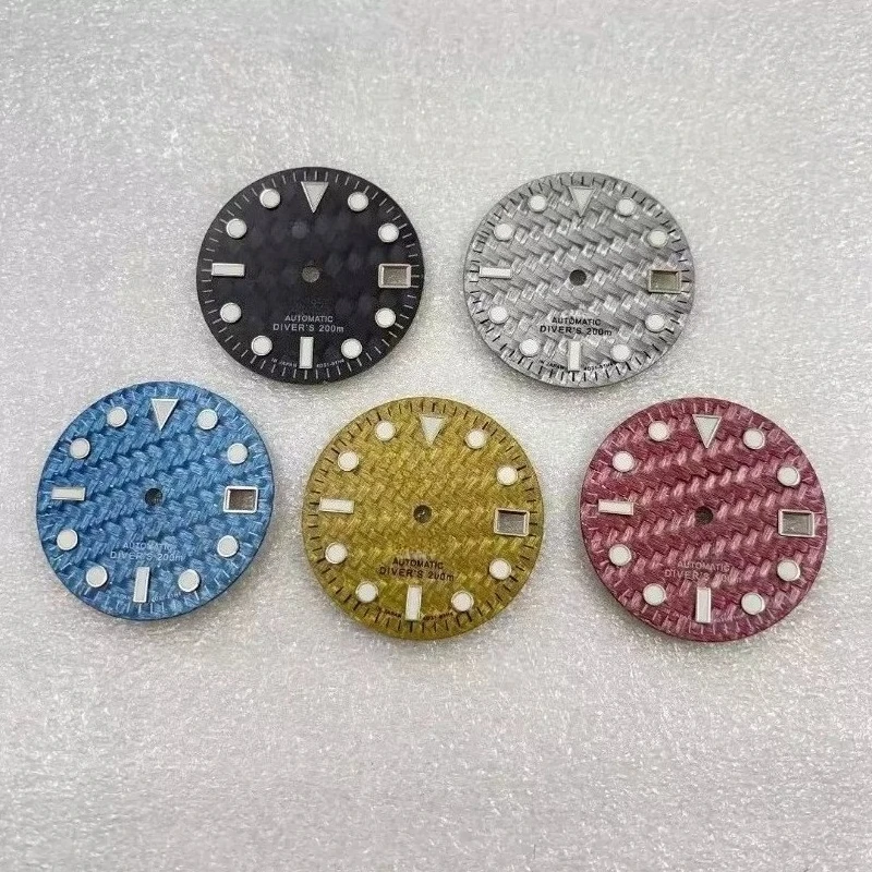 

Customized NH35 Dial Diameter 28.5mm Green Luminous/Ice Blue Luminous Suitable for NH35 Machine, Carbon Fiber Dial