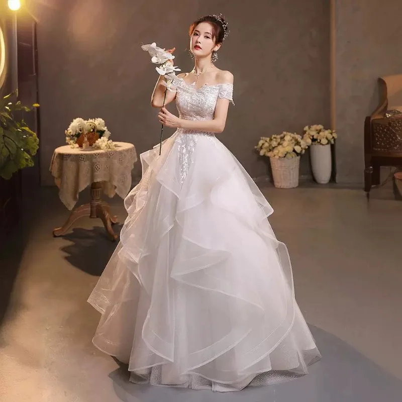 Elegantes One-Shoulder-Hochzeitskleid im koreanischen Stil, 2025, edles, schlankmachendes Mädchen-Traum-Krawattenkleid, begrüßende Braut, großes Swing-Kleid