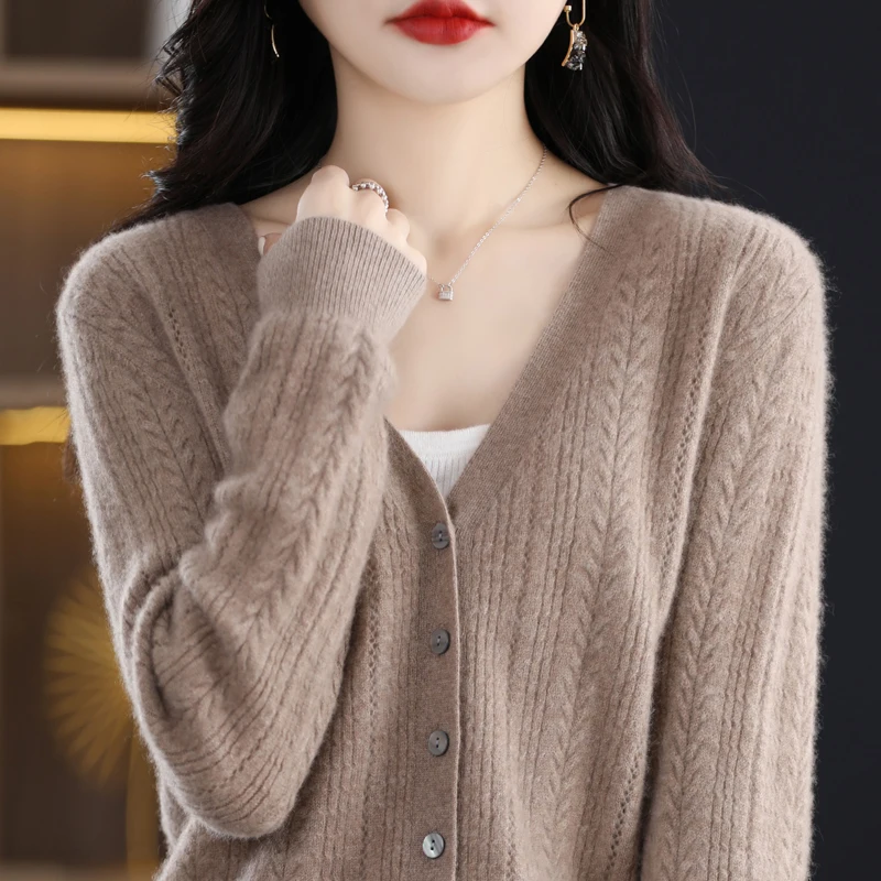 New Spring Autumn Pure Wool Cardigan Women\'s V-neck Merino Wool Knitted Jacket 2023 Korean  Westernized Pure Color Versatile Top