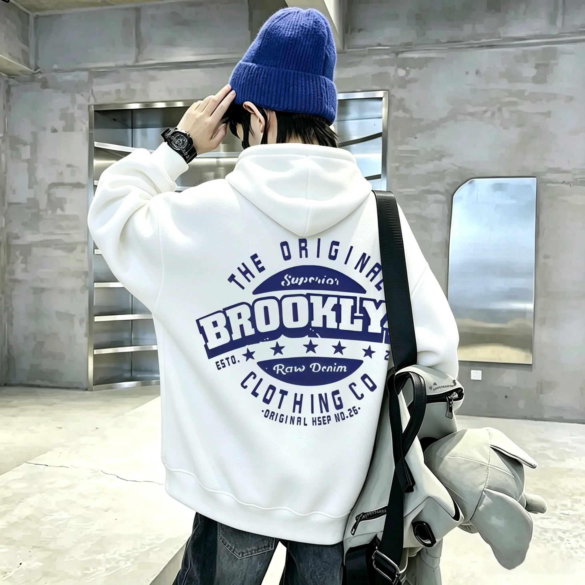Y2K Korean-style trendy letter-printed thick pullover, a loose and casual children's top suitable for autumn and winter seasons