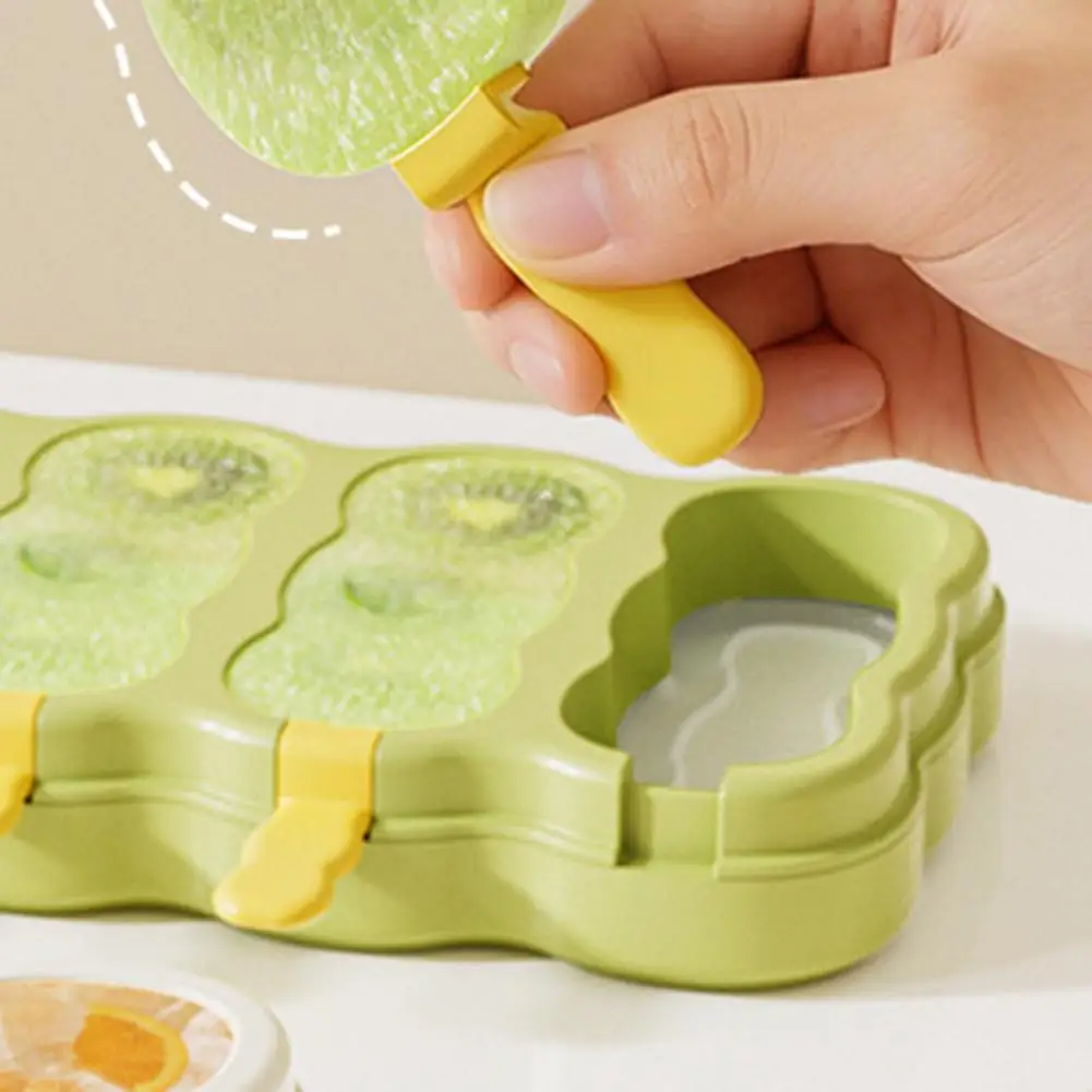 

Ice Cream Mold with Sealed Cover, Reusable Mold Food-Grade Plastic Safe Cloud Shaped Ice Mold for Kids And Adults