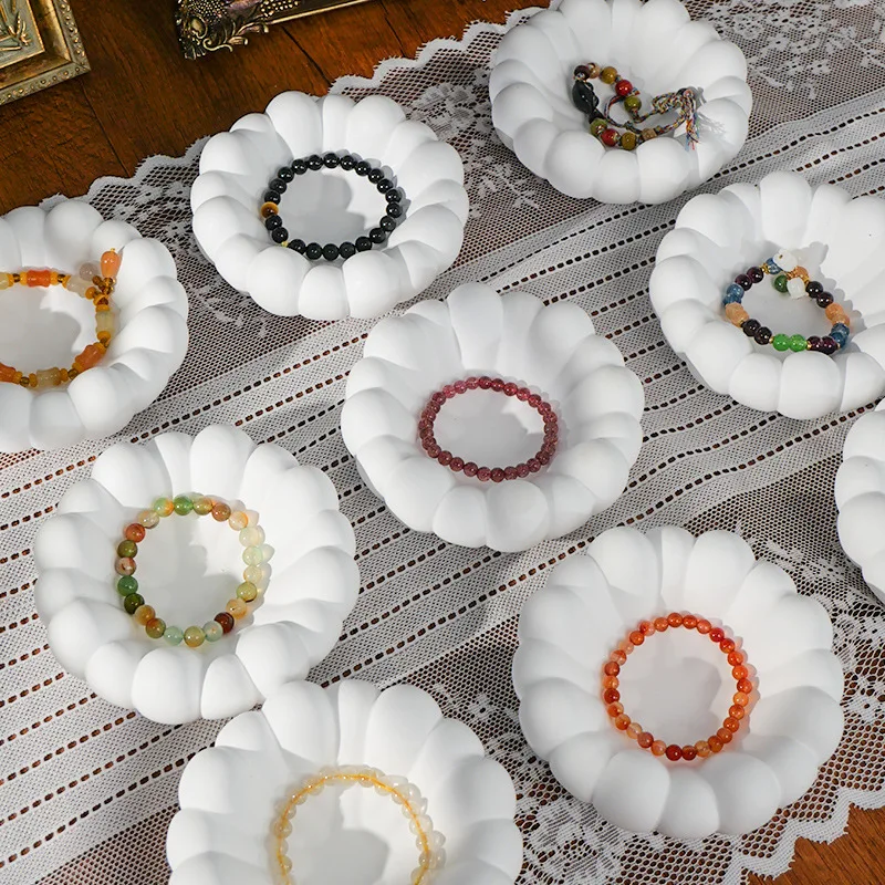 

Gypsum Display Rack for Jewelry Earring Stand Bracelet Prop Wedding Shop Boutique Counter Decoration Gift Box Органайзер