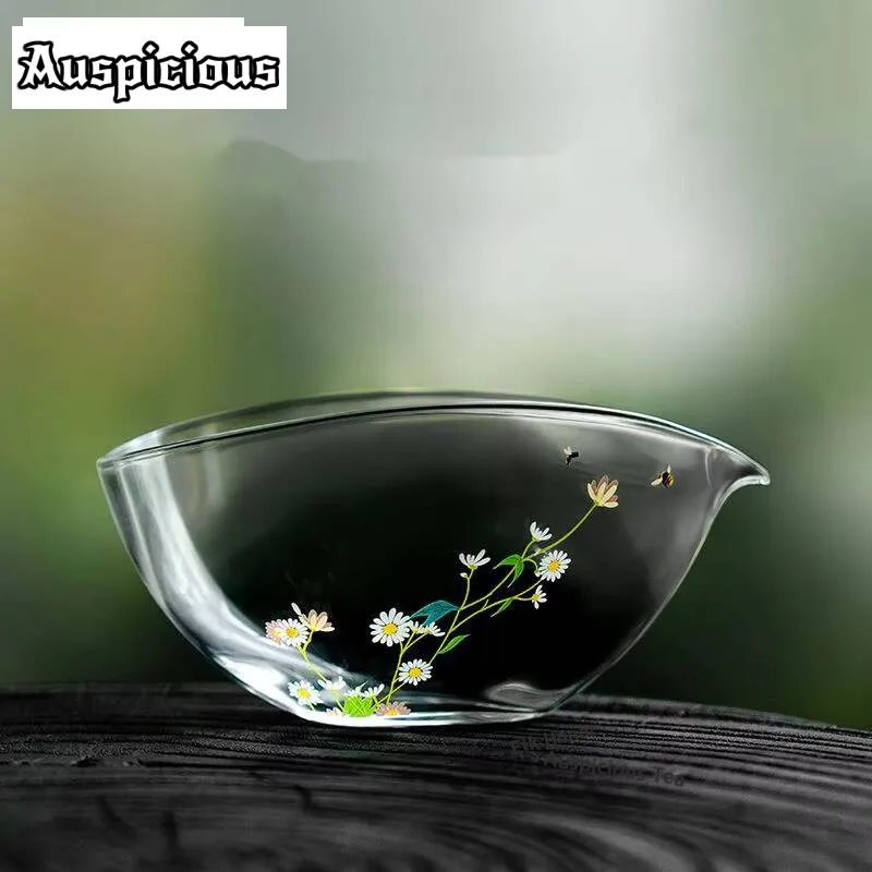 

Luxury Small Daisy Glass Tea Pitcher Bright Transparent Serving Cup Cha Hai Coffee Justice Cup Puer Women Tea Services Supplies