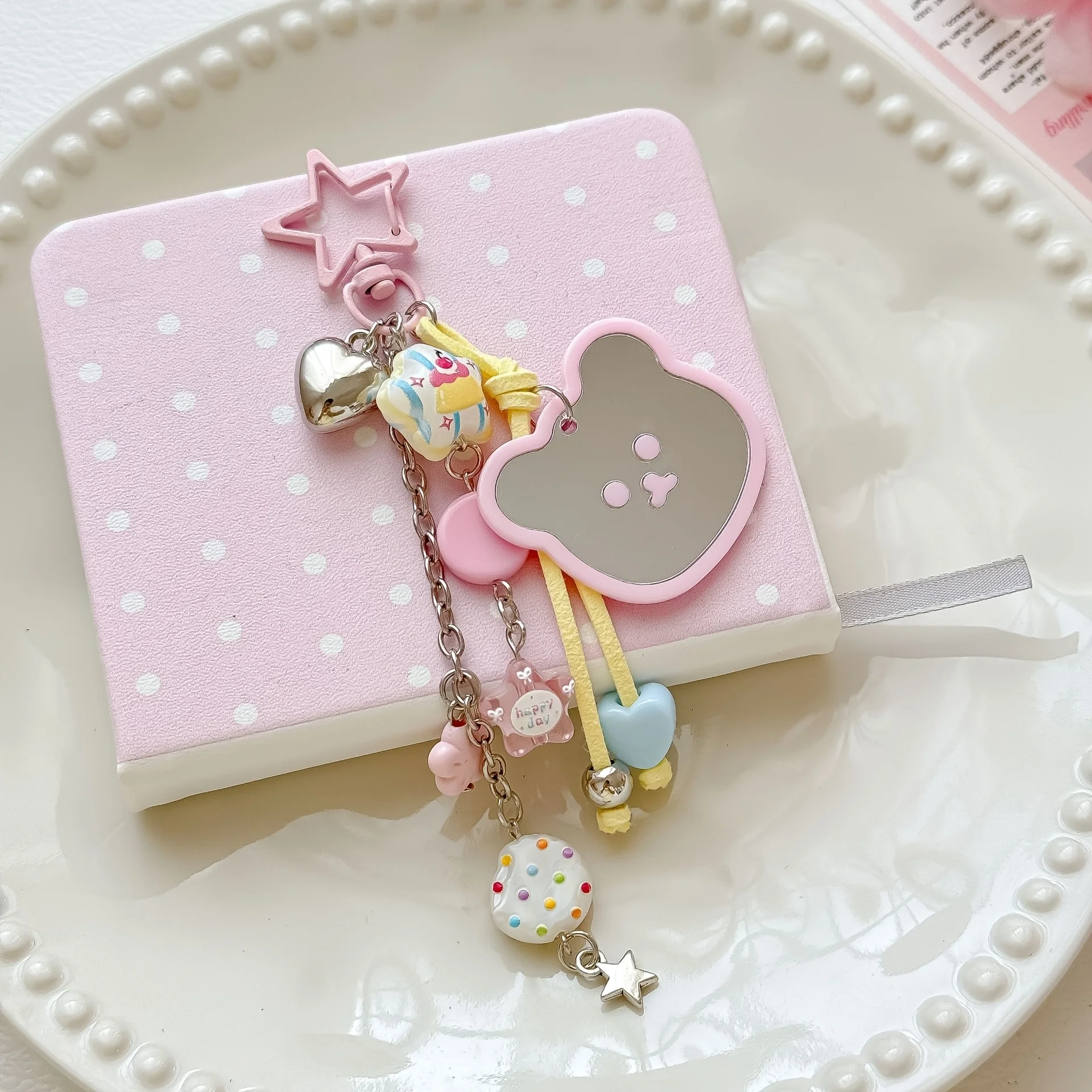 3/1 Piece Set of Pink Cute Star Cookie Heart Beaded Pendants, Exquisite and Versatile Girly Sweet Style Pendants, High-End Small Gift Accessories, Sweet and Cute Pink Mirror Bag Decoration Pendants, Suitable for Variou
