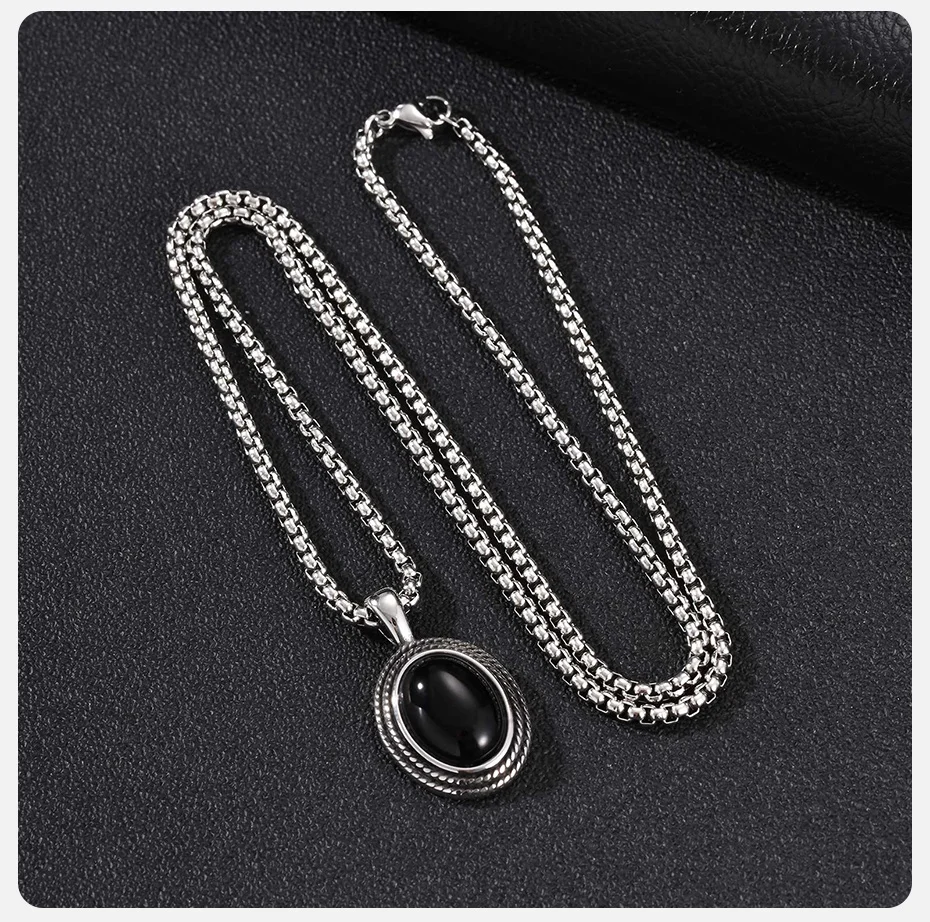 Vnox Herren-Halskette mit ovalem Anhänger aus schwarzem Onyx, Retro-Edelstahl, 60 cm Kastenkette, Vintage-Natursteinschmuck, Geschenk für Ihn – Detail 6