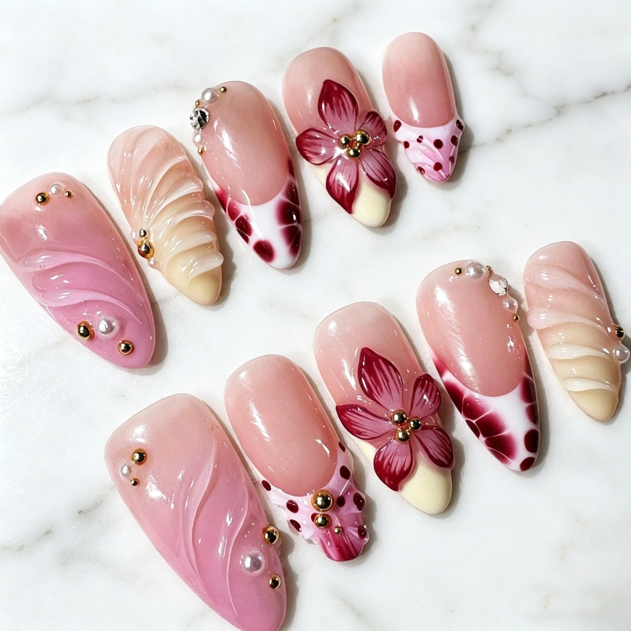 10 Stück 3D Blumen Goldperlen Handgemachte Press-On Nägel Nude Pink French Almond Künstliche Nägel M/S/XS Tragbare Falsche Fingertips – Detail 2