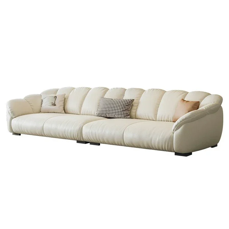 The first layer of cowhide retro extremely simple modern light luxury Italian living room small apartment petal leather sofa