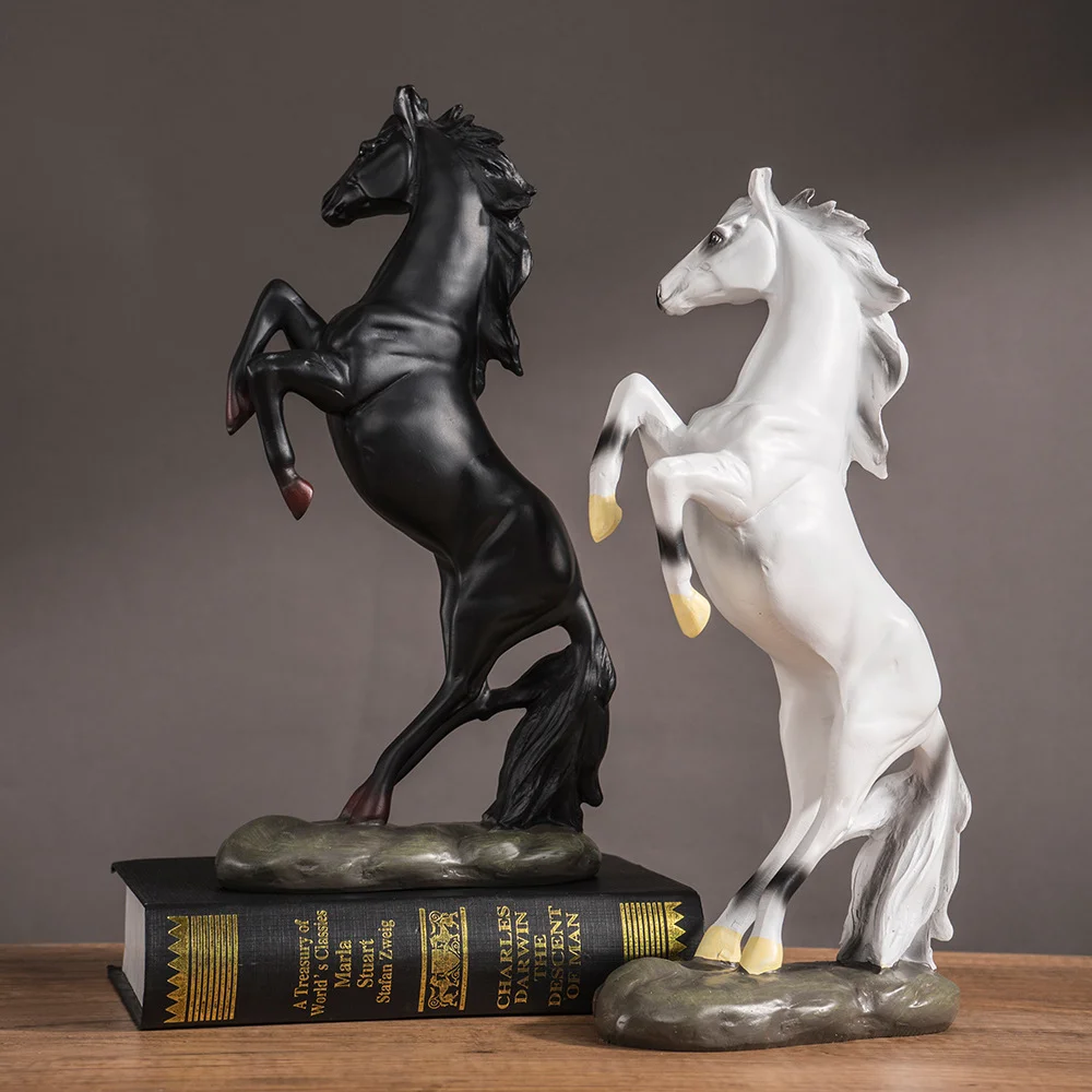 Horse Ornament  Instant Success Symbol  Home  Office Animal Resin Craft  Handmade Decoration for Living Room  Wine Cabinet