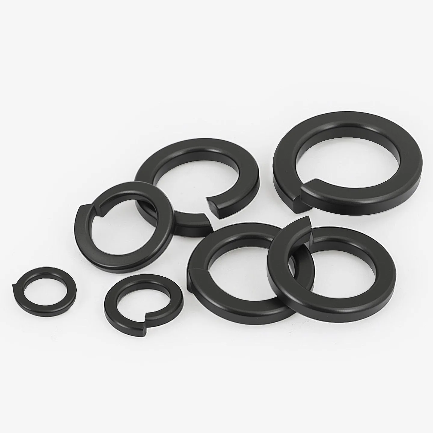 Black 304 Stainless Steel Spring Split Lock Washer M2 M3 M4 M5 M6 M8 M10 M12 M14 M16 M18 M20 M22 M24 Elastic Gasket Hardware