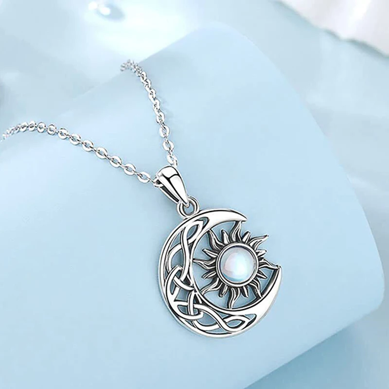 Huitan-الجمالية الشمس والقمر قلادة قلادة للنساء ، تقليد أوبال حجر ، بوهو نمط ، شاطئ مهنة ، مجوهرات هدية