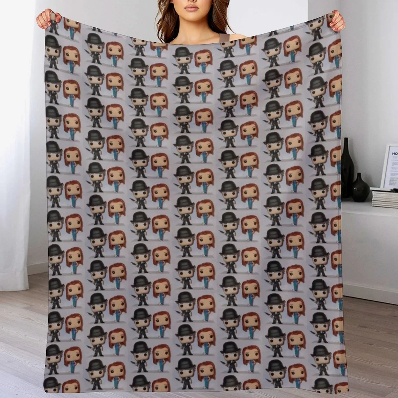 

Emma Peel and John Steed. Throw Blanket Compact Warm Blanket for Car Road Trip