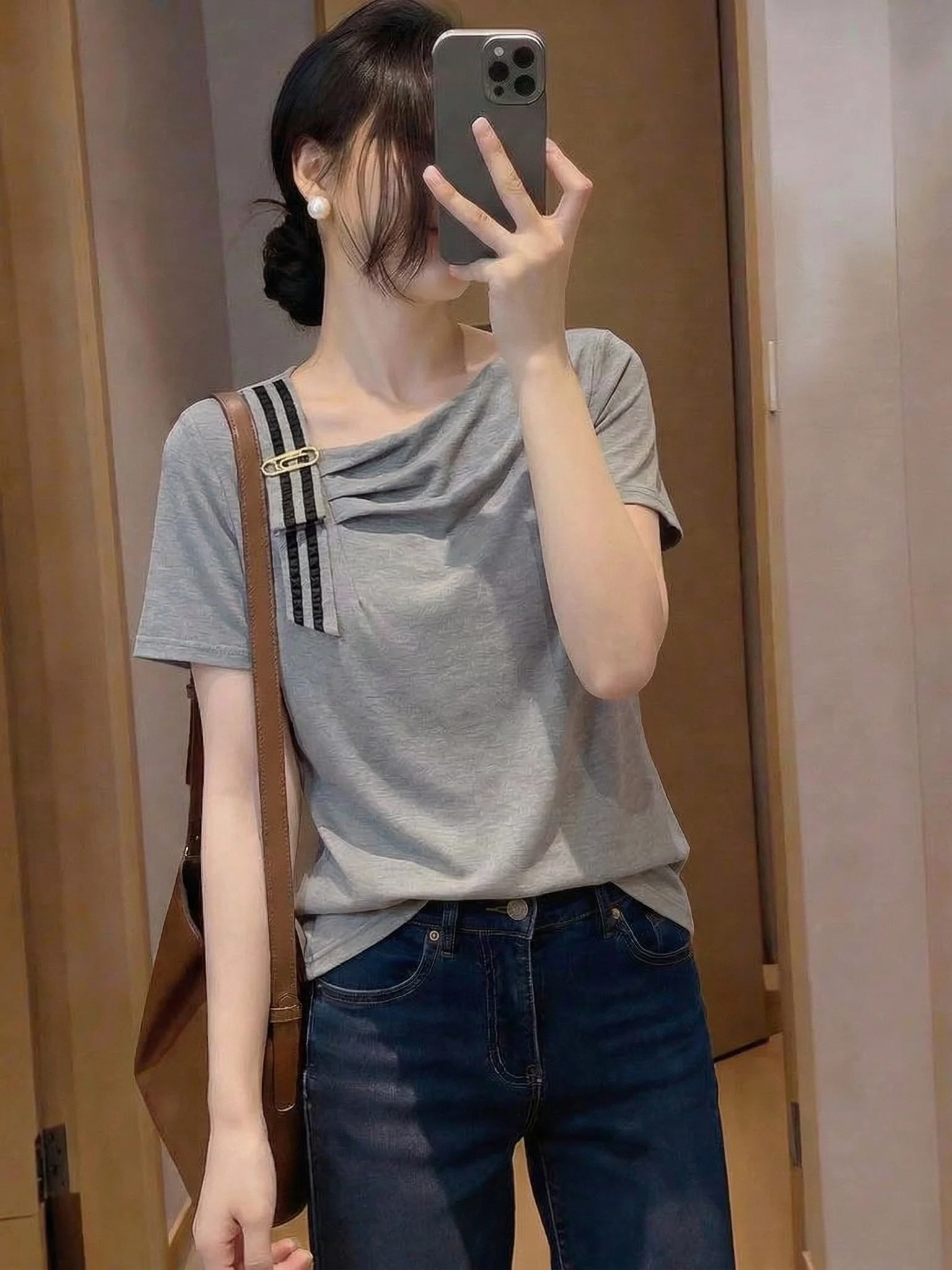 

Elegant Grey Short Sleeve T-Shirt Women's plus Size Lazy Style Top Spring Summer New Arrival Comfortable Fit round Neck Tee