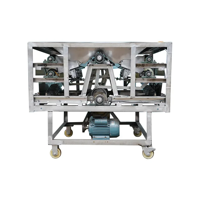 ブラジルナッツ殻剥き機 ステンレス製オープナー付きで迅速な処理が可能