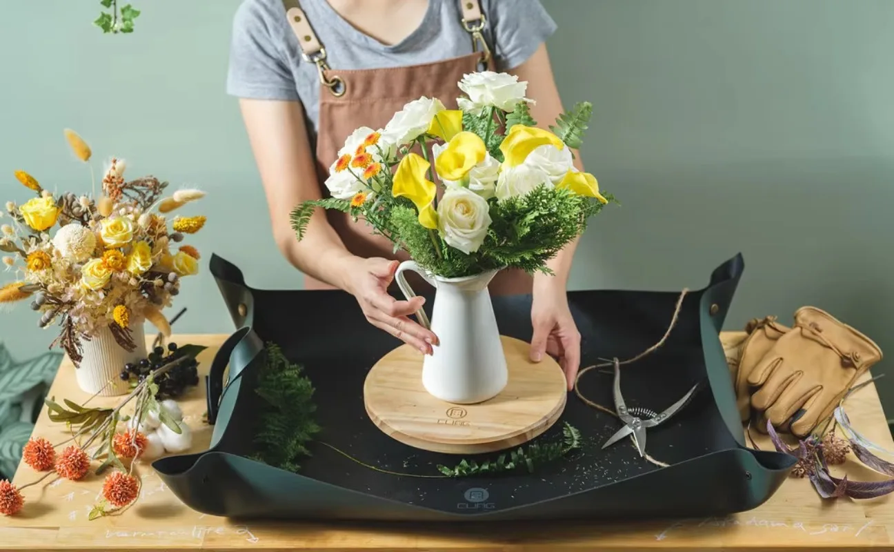 Gardening Potted Plants Tray Leather  Potted Plants Tarpaulin Pot Tray Transplant Pad Pantry Toys Organizer Indoor