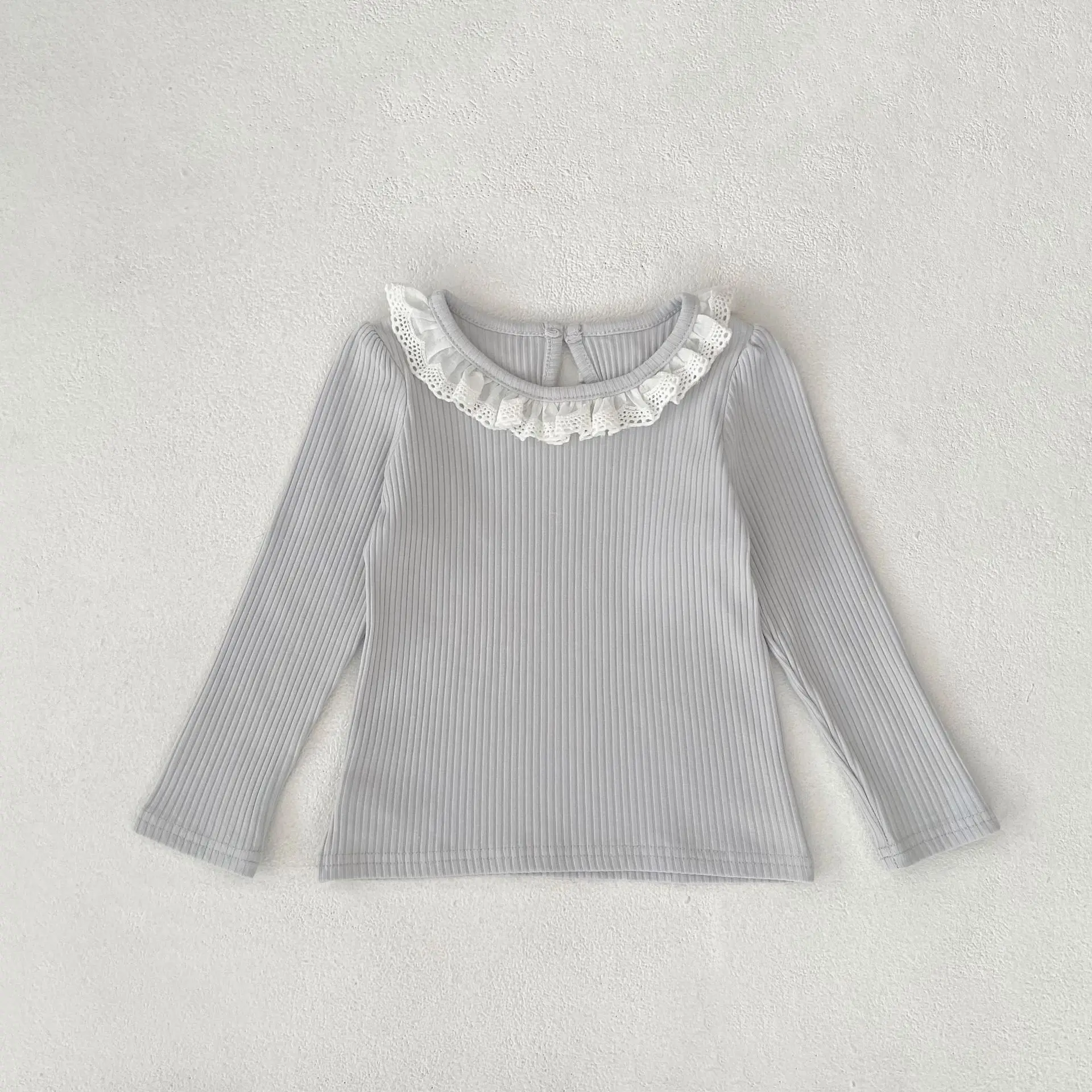 

New autumn baby clothing for 0-3 years old, exquisite baby girl fashion lace collar long sleeved base shirt, easy to wear top