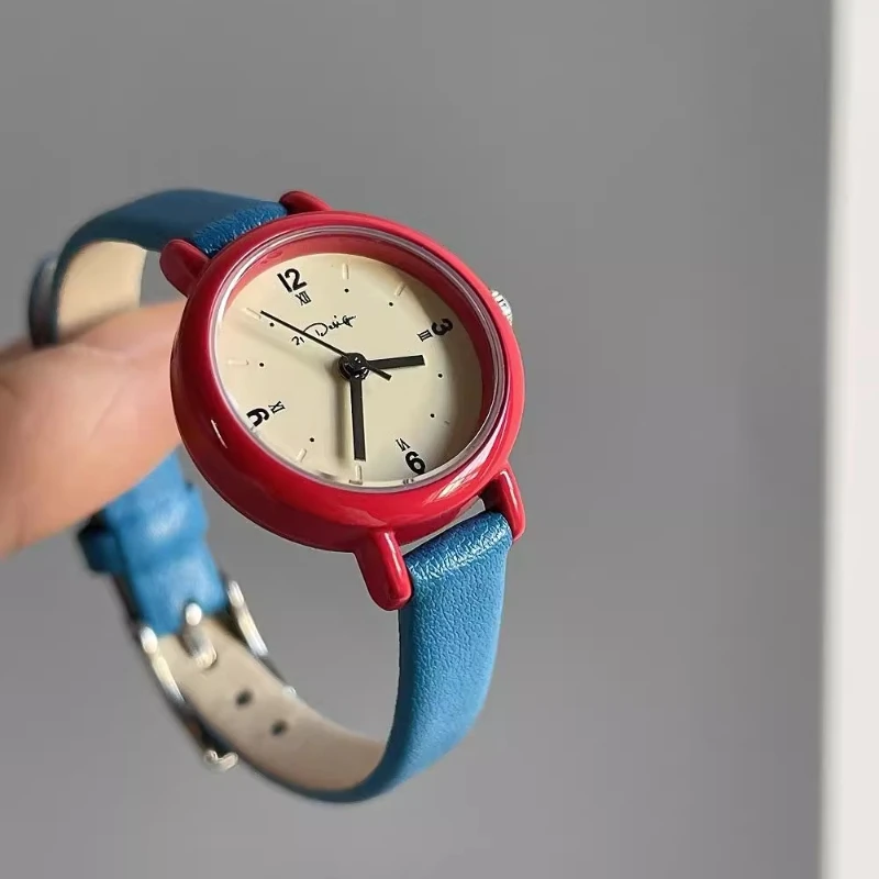 Classic Trend Ladies Watch Elegant Simple Niche Simple Exquisite 2025 Waterproof Quartz Watch Birthday Gift Student