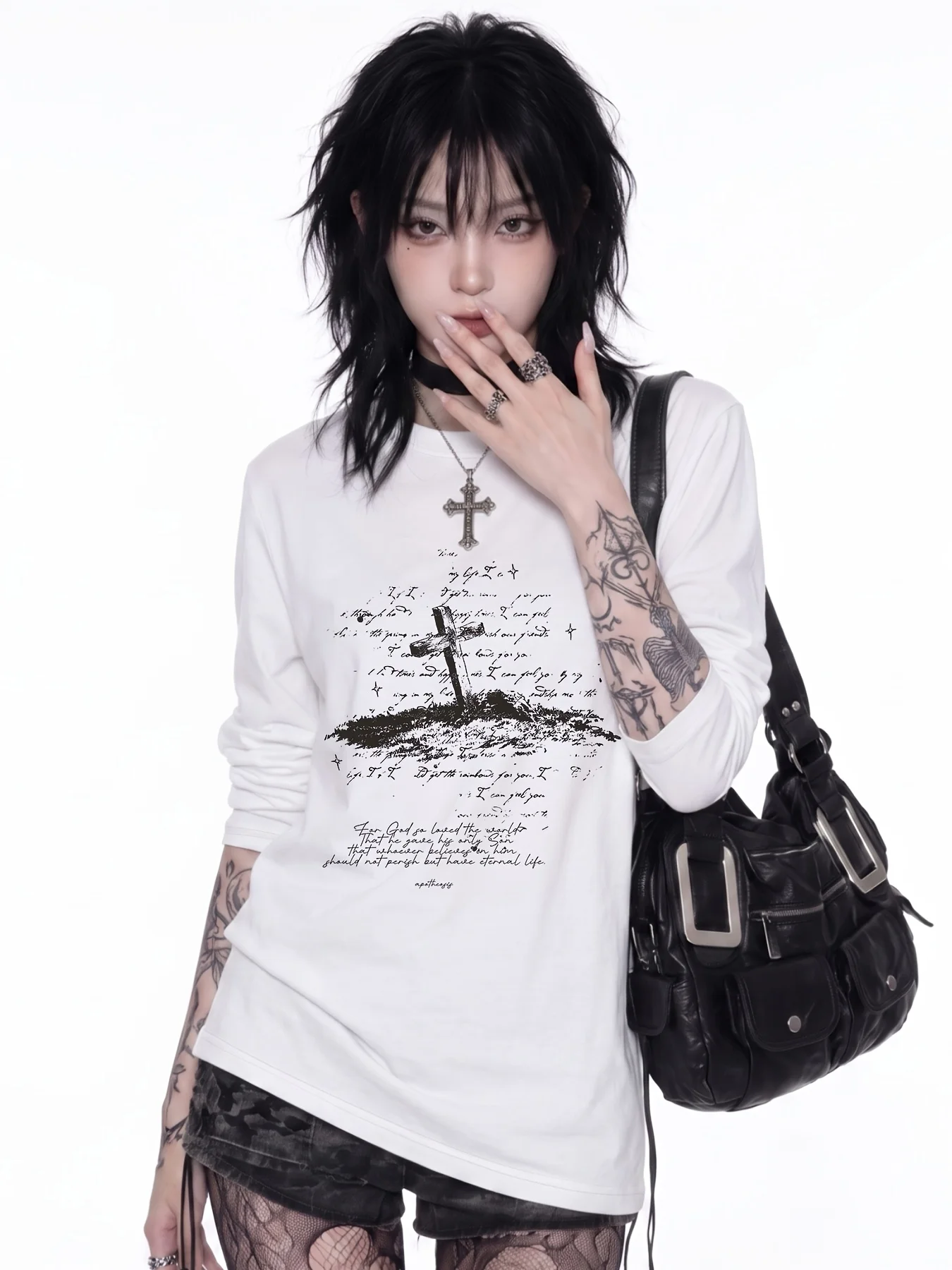 Y2k vintage handwritten manuscript cross print loose and slimming versatile base shirt, casual sports long sleeved T-shirt top