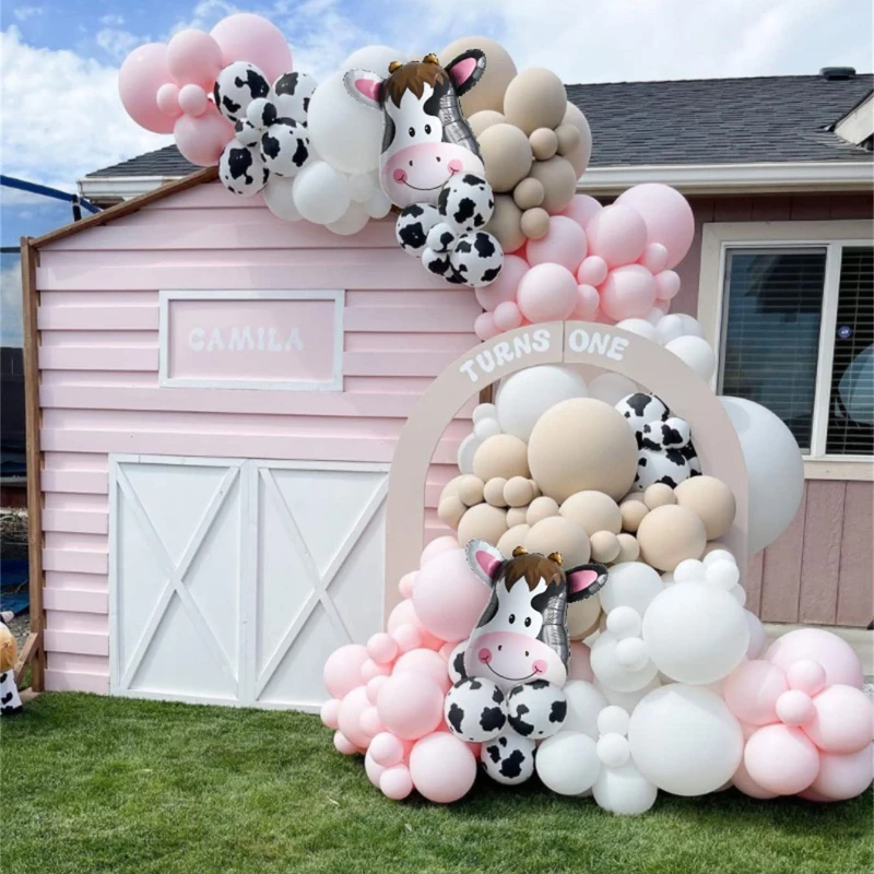 Imagem -03 - Animal Cow Farm Theme Balloon Garland para Crianças Rosa e Branco Decorações de Aniversário Casamento Chuveiro de Bebê 136 Pcs