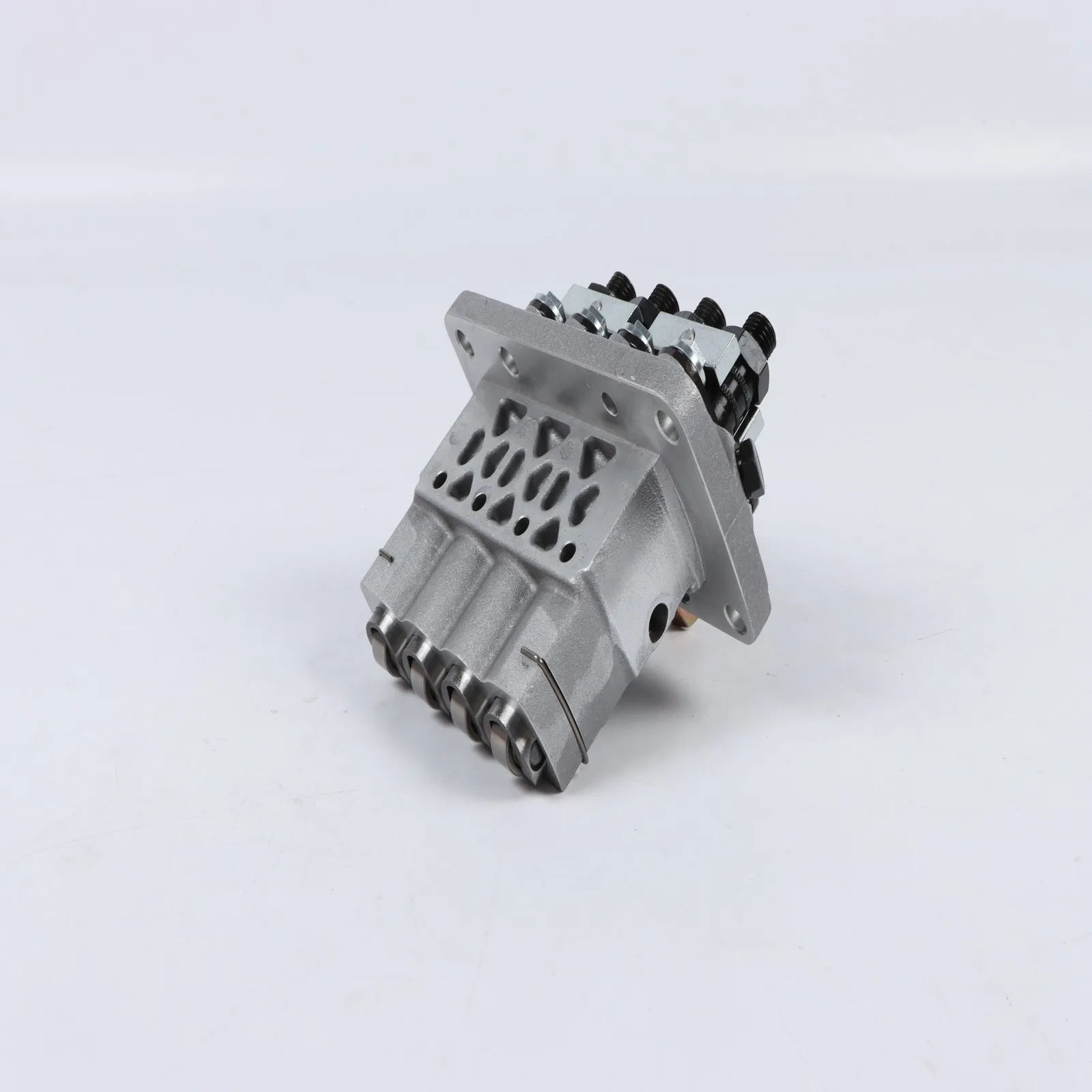 

Fuel Pump 131017602 104134-4014 FOR Kubota Perkins 404D-22 404C-22 Engine