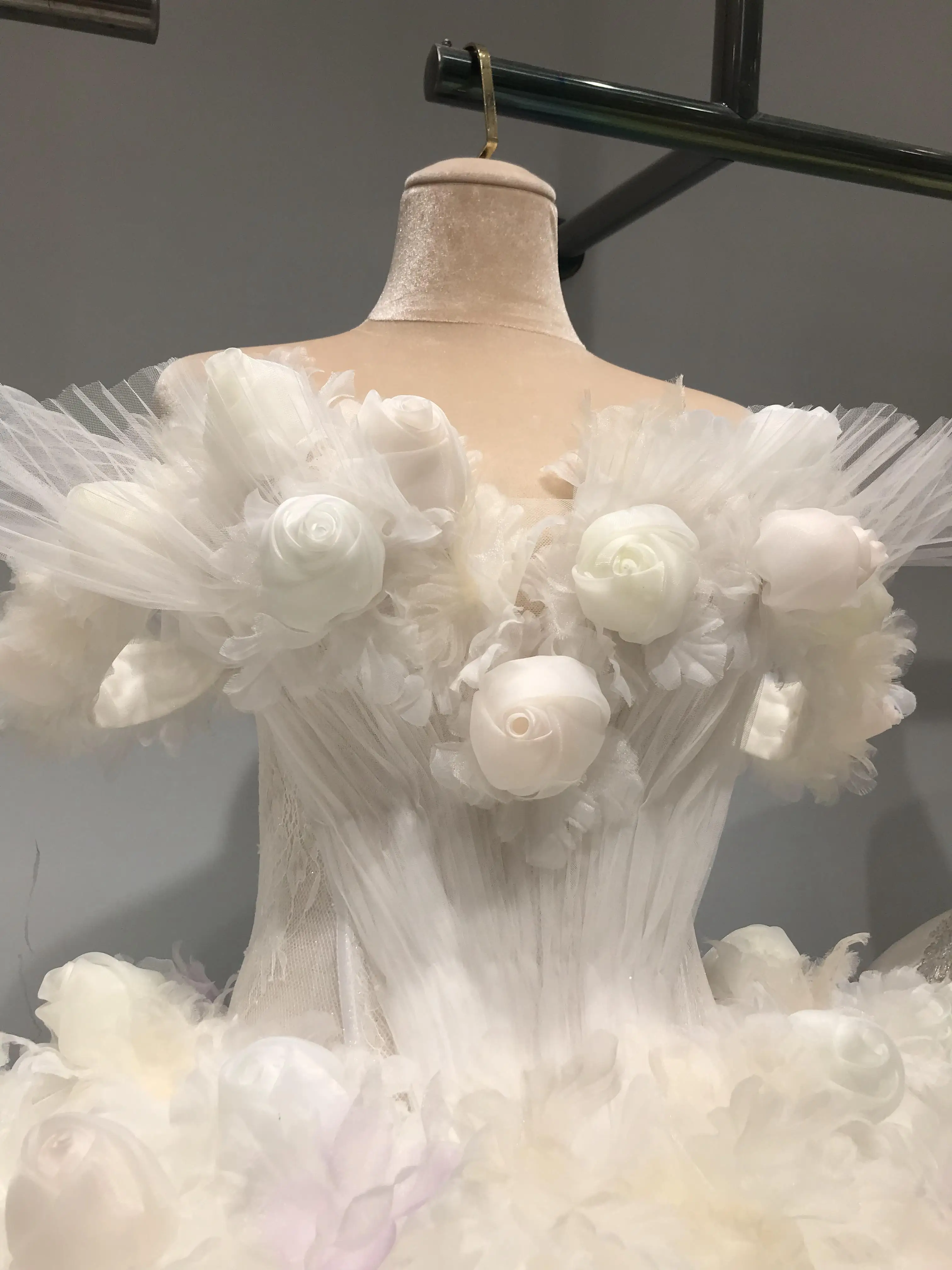 Kisswhite LTT Collection Customized 3d flowers 2026 Glitters Ball Gown Dress For Bride