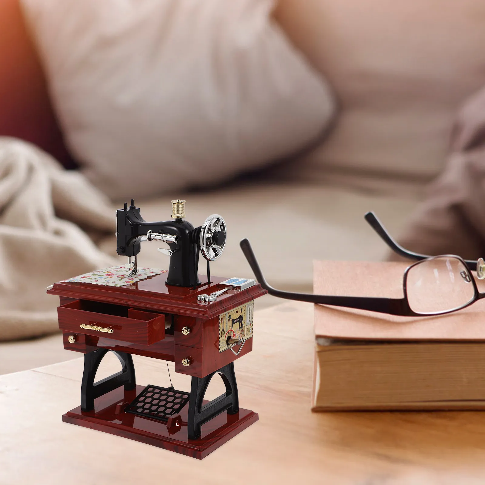 Style Music Box Vintage Sewing Machine Design Elegant Miniature Furniture Warm Romantic Decor Ideal Gift for Mother's