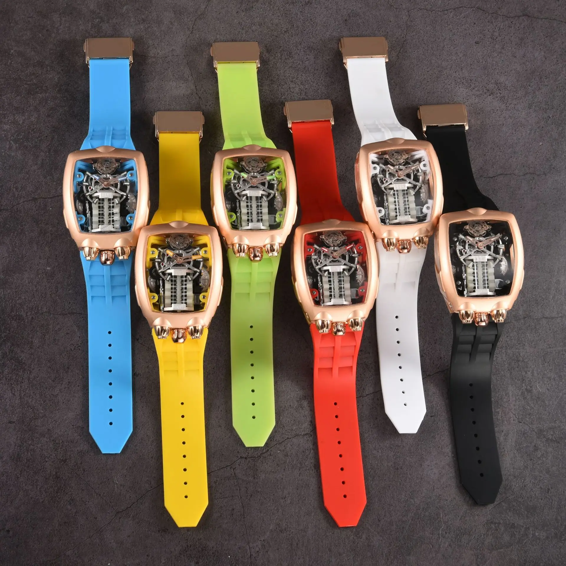 독특하고 스타일리시한 럭셔리 클래식 컷 와인 배럴 타입 엔진 도매 방수 제이콥 남성용 쿼츠 시계