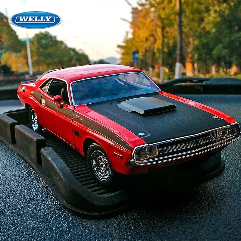 

WELLY 1:24 1970 DODGE Challenger T/A Alloy Muscle Car Model Diecast Metal Toy Sports Car Model High Simulation Children Toy Gift