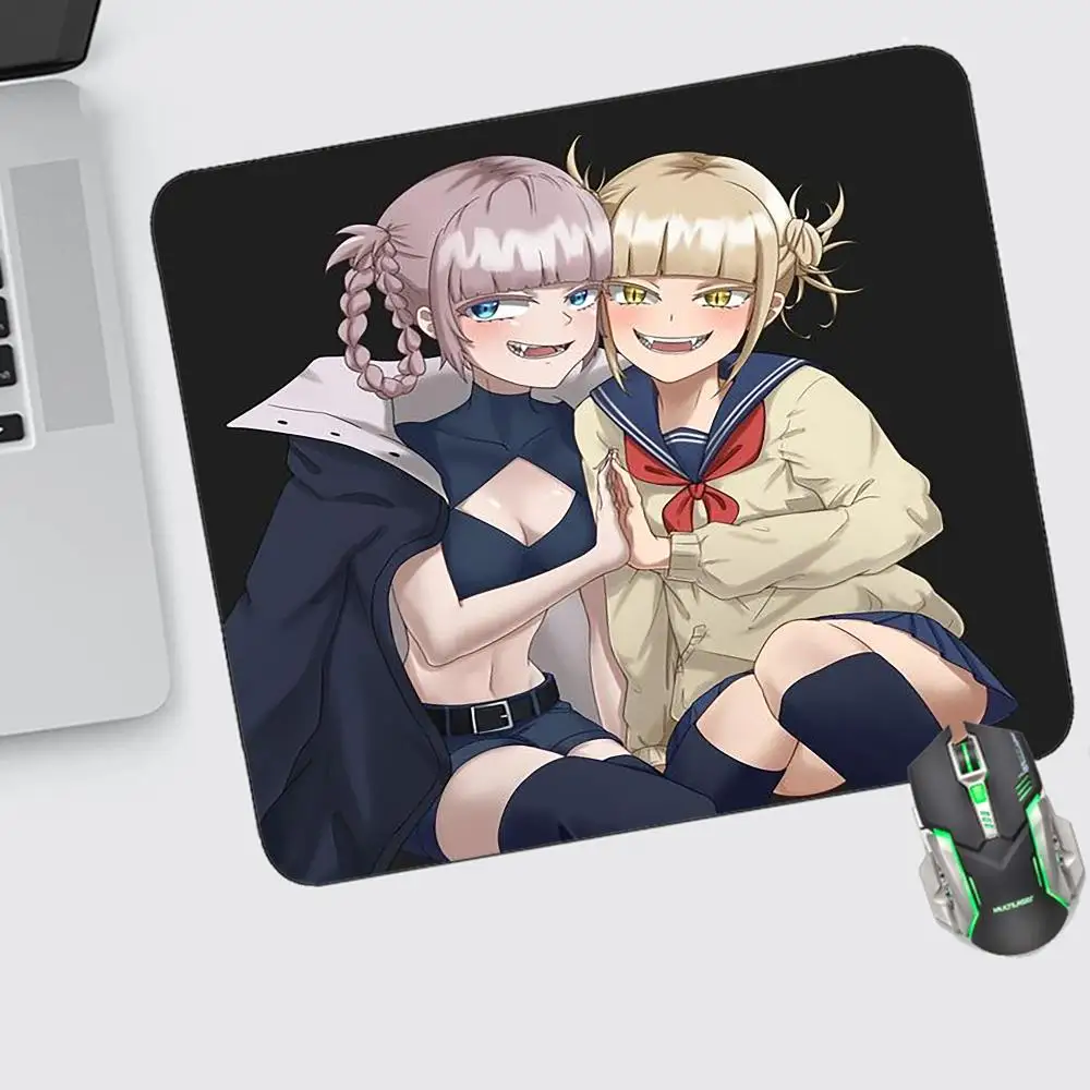 

Anime Chainsaw Man Mouse Pad Small Mouse Pad Gaming Accessories Offices Keyboard Computer Desk Mat Pc Gamer Non-slip Mousepad